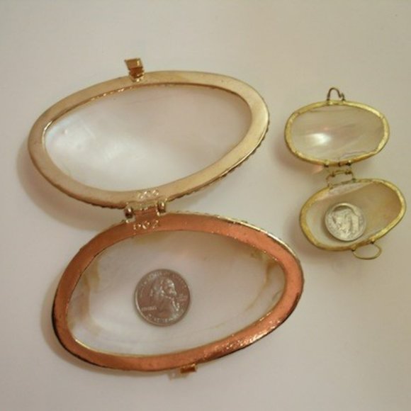 MOP Seashell Set of Two Trinkets Lined in Gold Plated - Picture 6 of 12